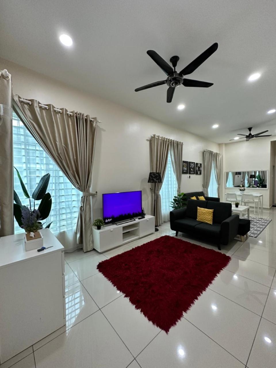 Rumahku Homestay, Taman Jasin Perdana מראה חיצוני תמונה