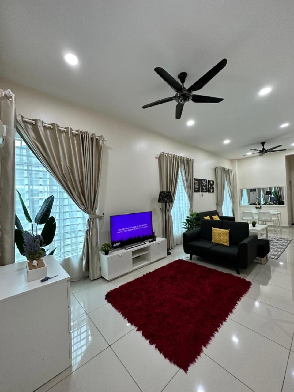 Rumahku Homestay, Taman Jasin Perdana מראה חיצוני תמונה
